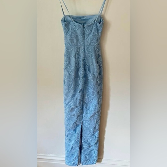 NEW HOUSE OF CB EVA
TUSCAN BLUE EMBROIDERED FLORAL MAXI DRESS - Picture 6 of 7